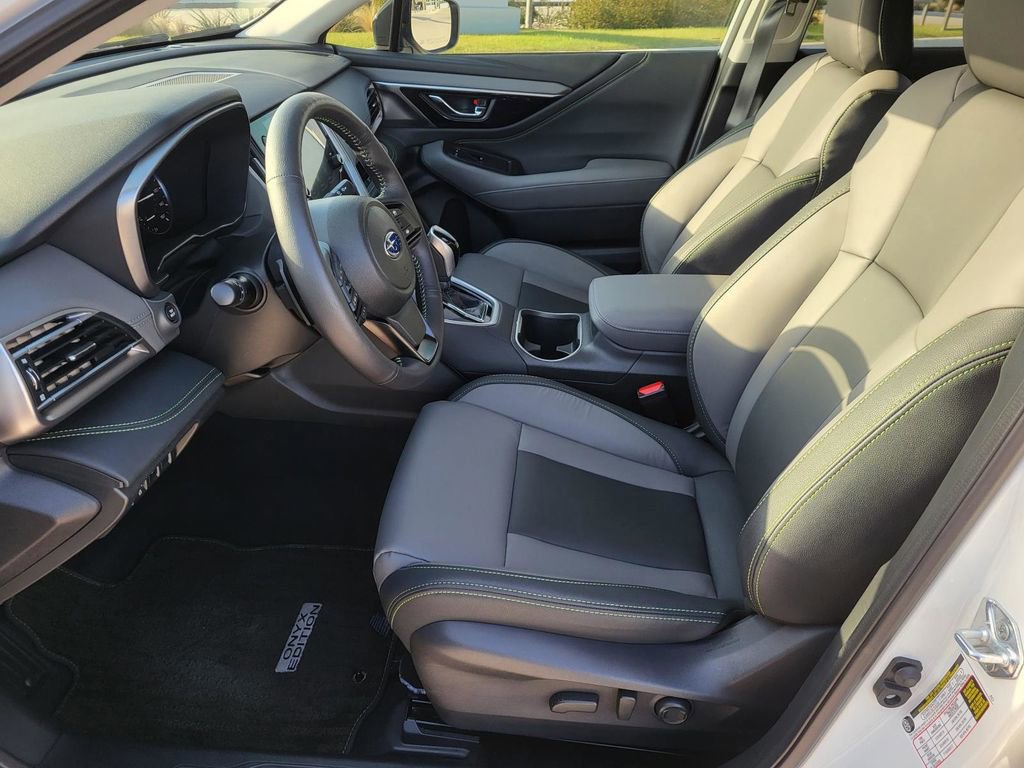 Certified 2025 Subaru Outback Onyx Edition image 22
