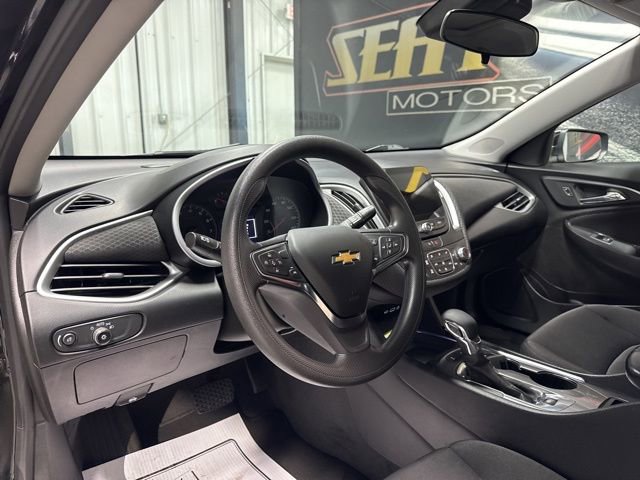 Used 2024 Chevrolet Malibu LT image 9