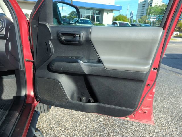 Used 2021 Toyota Tacoma SR w/ SR Convenience Package RWD image 31