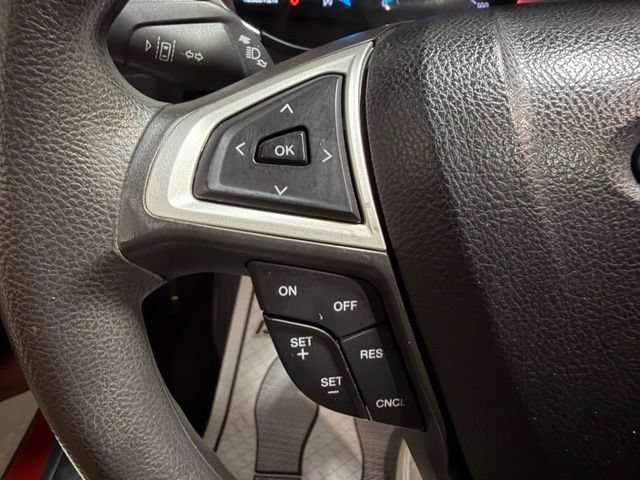 Used 2020 Ford Fusion SE FWD image 30