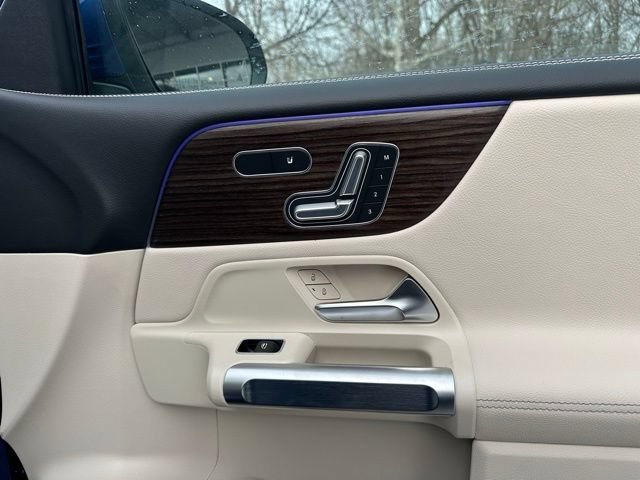 New 2026 Mercedes-Benz GLB 250 4MATIC image 23
