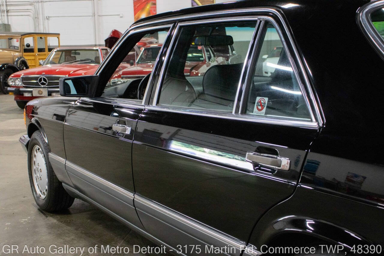 Used 1989 Mercedes-Benz 560 SEL image 22