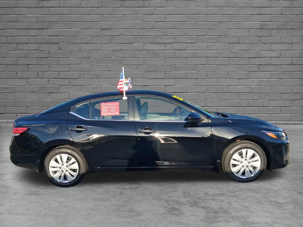 Certified 2025 Nissan Sentra S FWD image 13