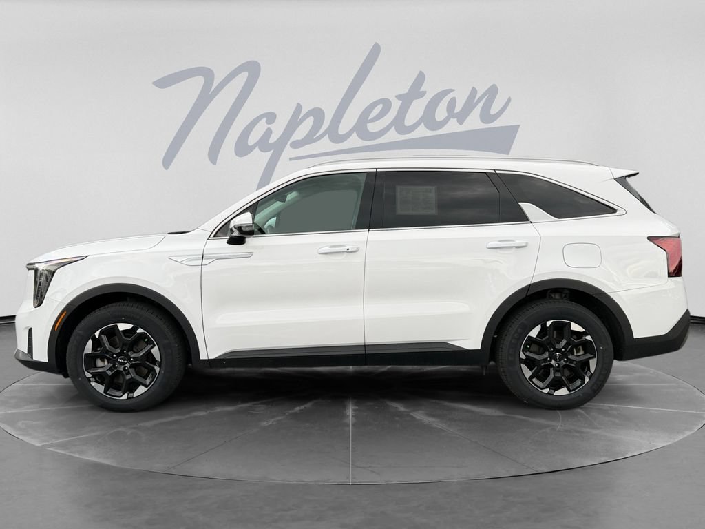 Used 2024 Kia Sorento S FWD image 4