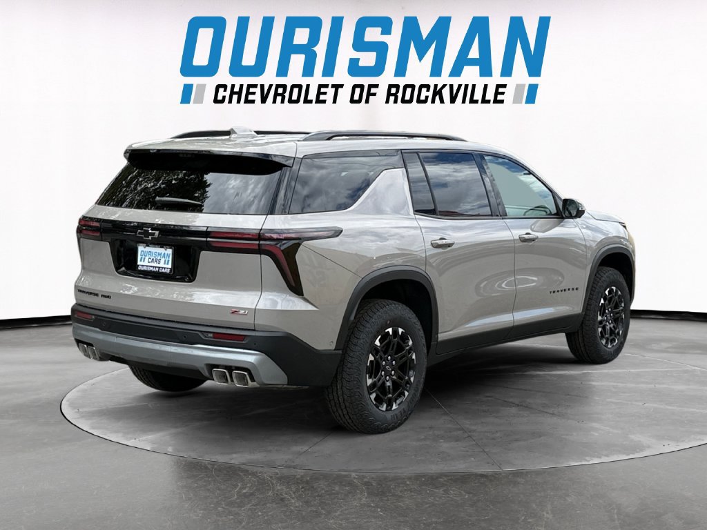 New 2027 Chevrolet Traverse Z71 w/ Enhanced Driving Package AWD/4WD image 6