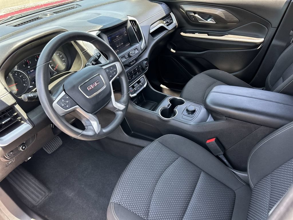 Used 2023 GMC Terrain SLE FWD image 10