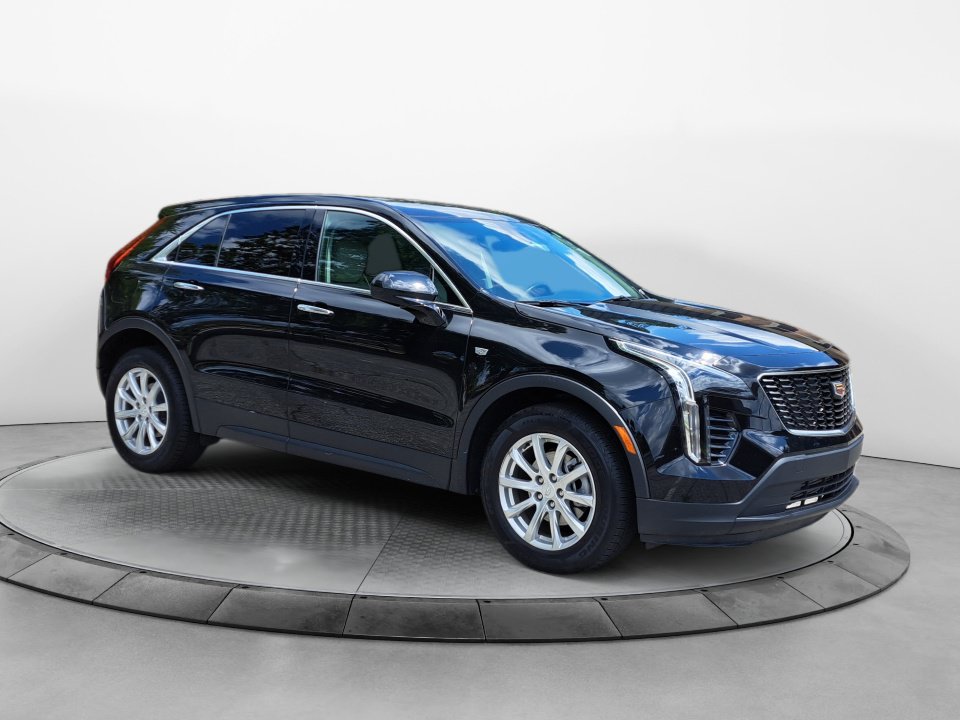 Used 2020 Cadillac XT4 Luxury FWD image 1