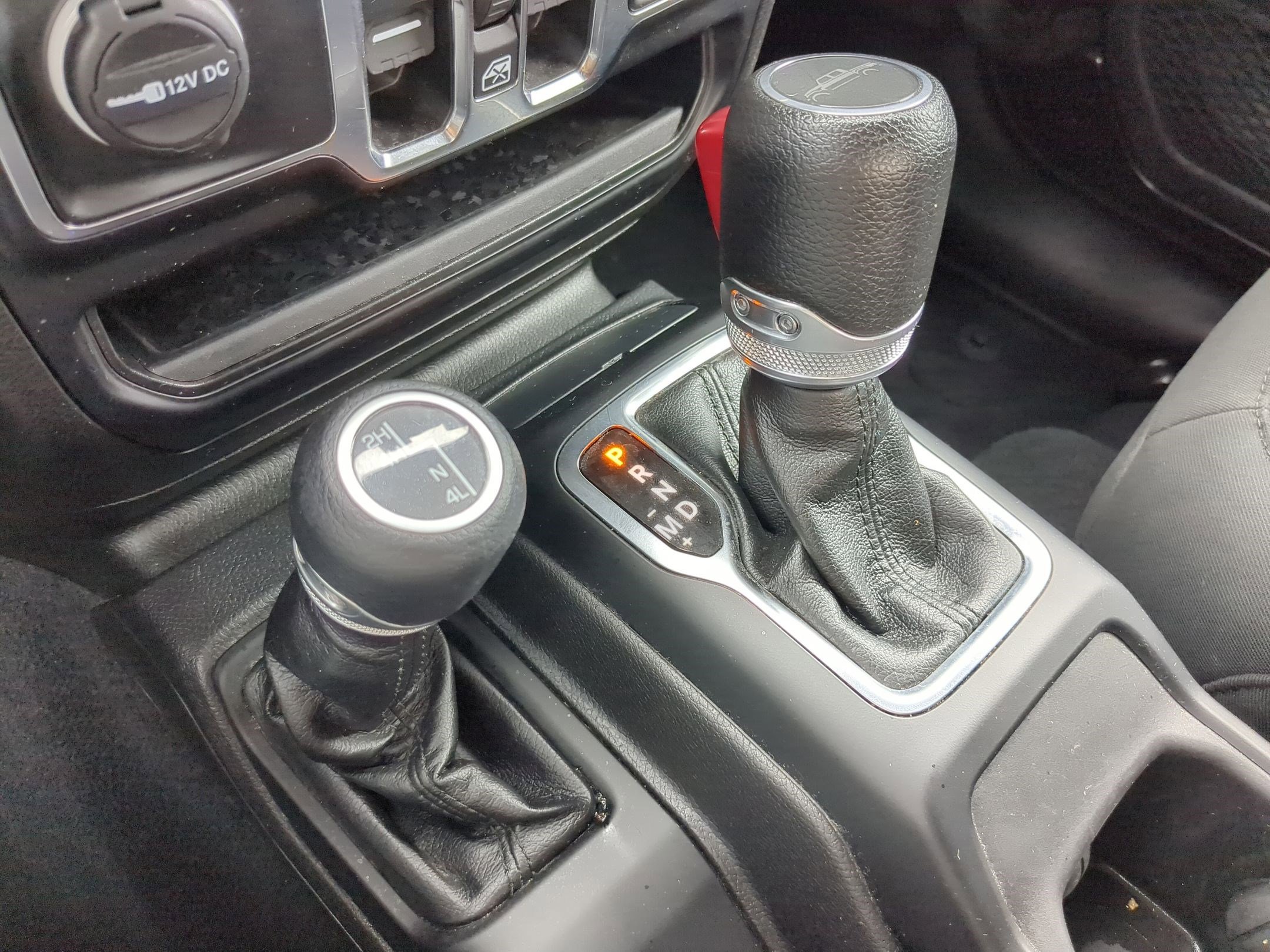 Used 2023 Jeep Gladiator Sport image 25