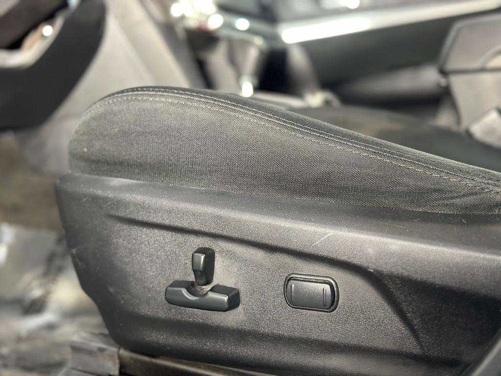 Used 2014 Subaru Legacy 2.5i Premium AWD/4WD image 24