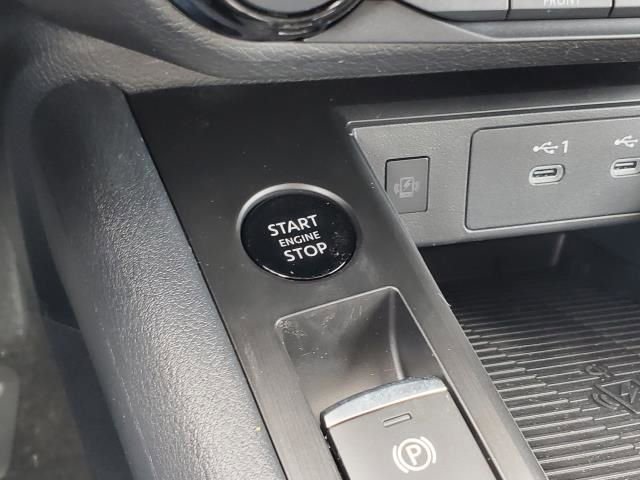 New 2026 Nissan Kicks SV image 29