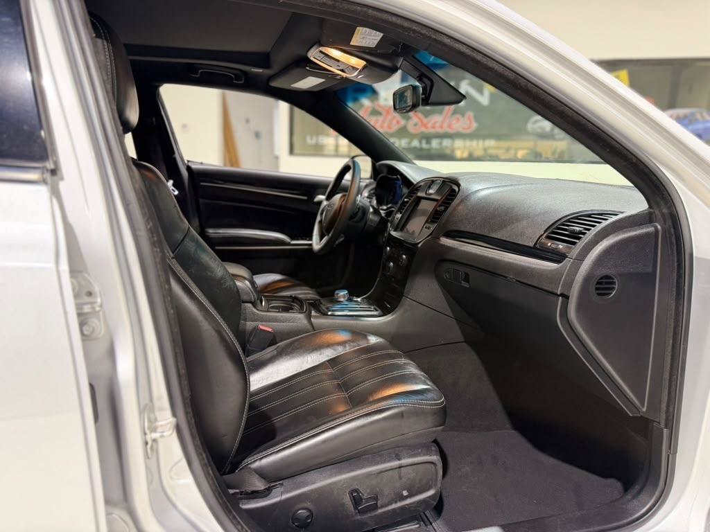 Used 2023 Chrysler 300 S RWD image 13