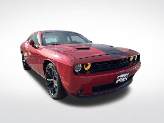 Used 2016 Dodge Challenger R/T Plus RWD image 4