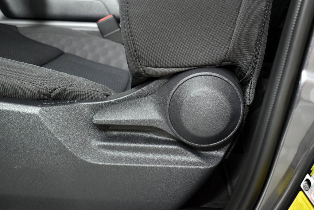 New 2025 Toyota Tundra SR image 15