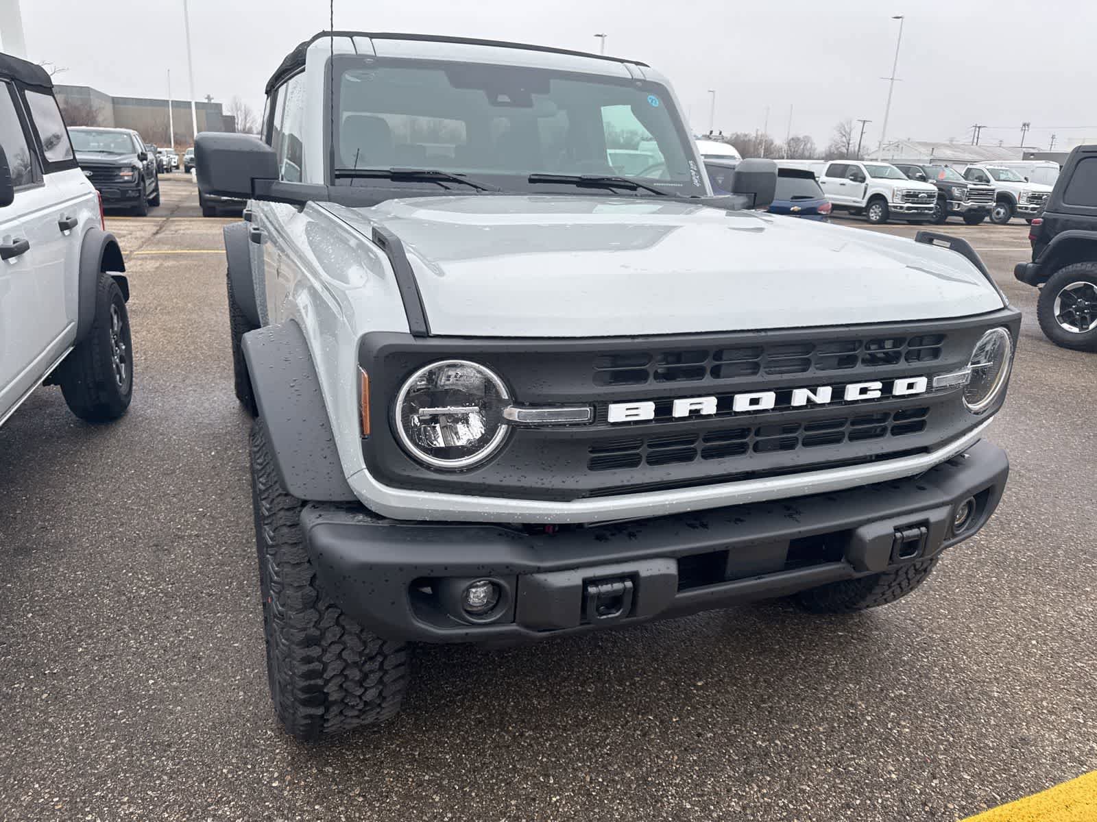 New 2026 Ford Bronco Big Bend w/ Black Diamond Package AWD/4WD image 5