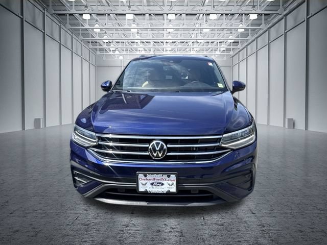 Used 2022 Volkswagen Tiguan SE AWD/4WD image 4