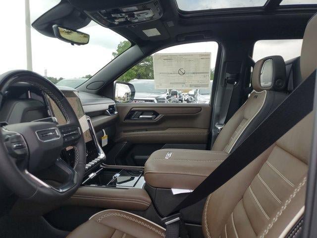 New 2026 GMC Yukon Denali Ultimate AWD/4WD image 17