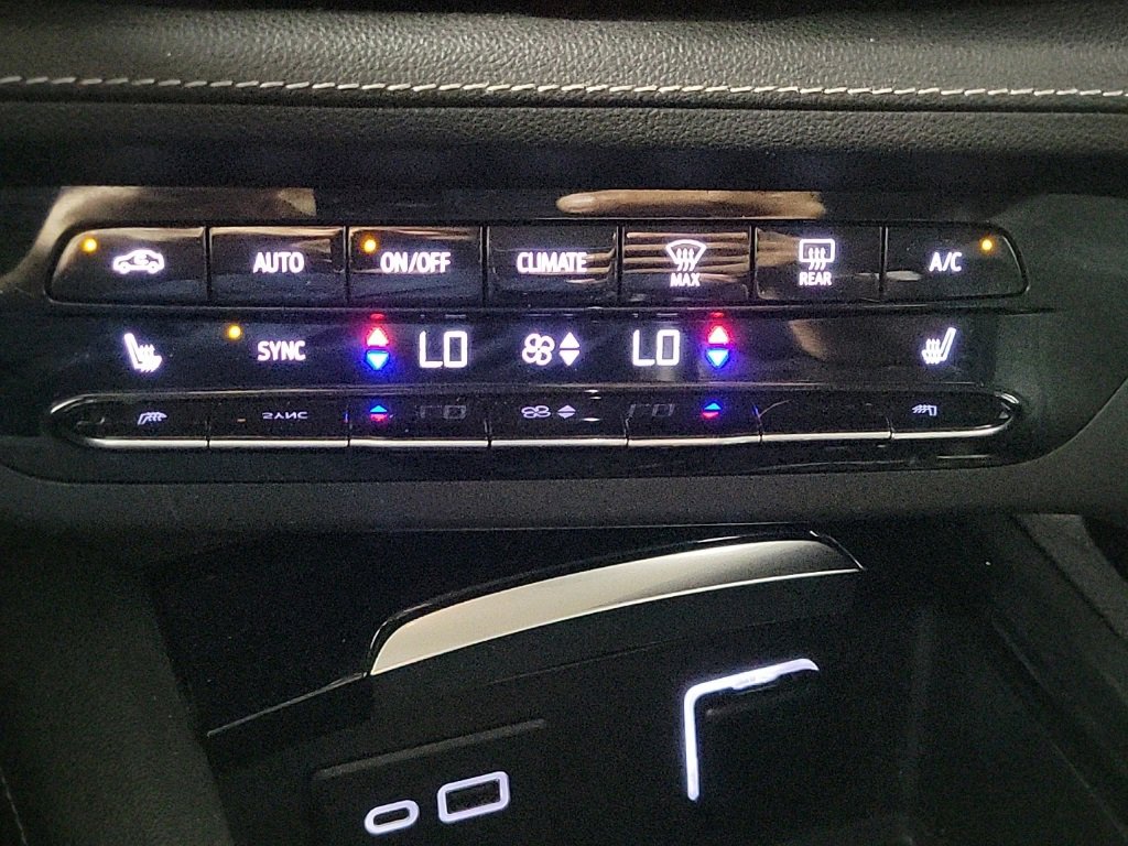 Used 2021 Buick Envision Preferred image 26