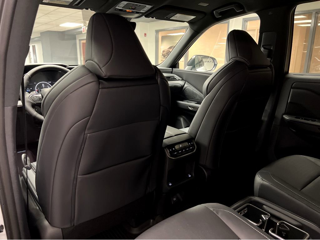 New 2026 Lexus TX 500h AWD image 18