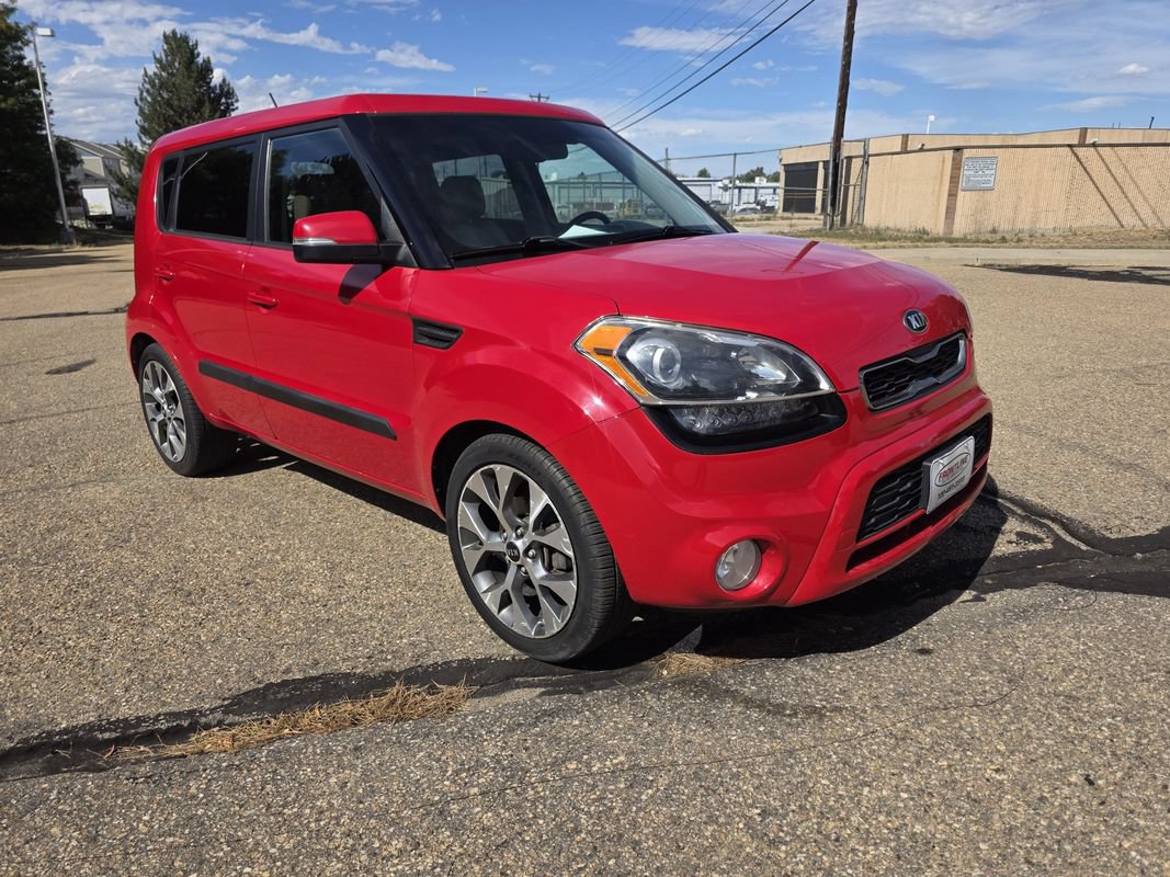 Used 2013 Kia Soul ! w/ Premium Pkg FWD image 7