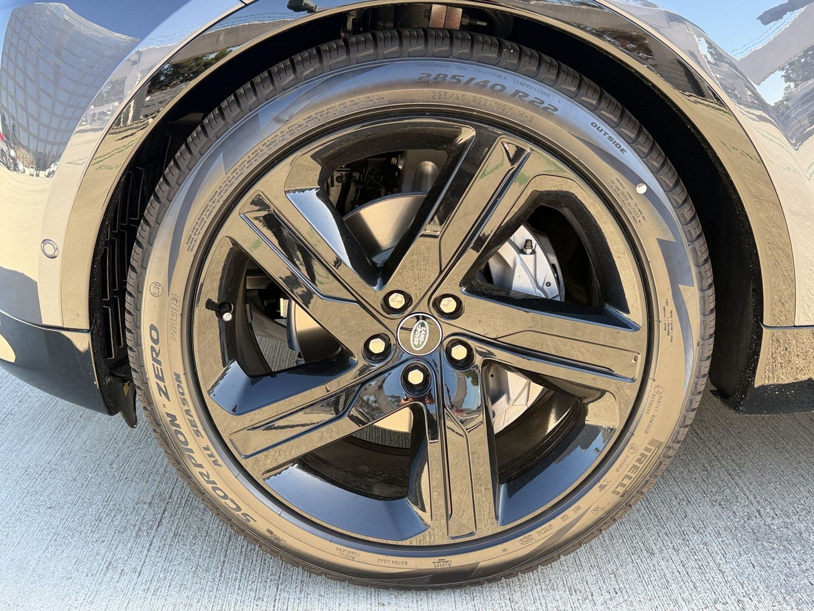 New 2026 Land Rover Discovery Dynamic SE AWD/4WD image 13