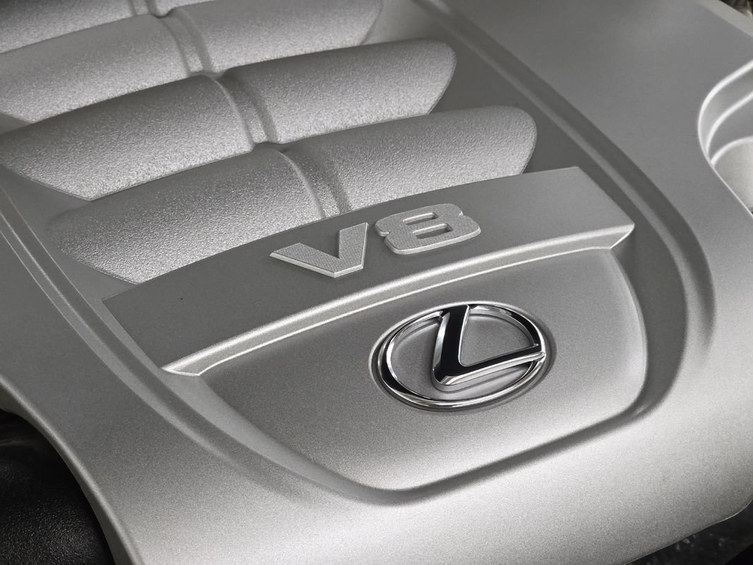 Used 2017 Lexus LX 570 4WD w/ Luxury Package image 61