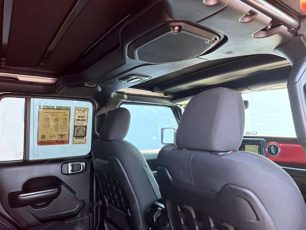 Used 2019 Jeep Wrangler Unlimited Rubicon AWD/4WD image 9
