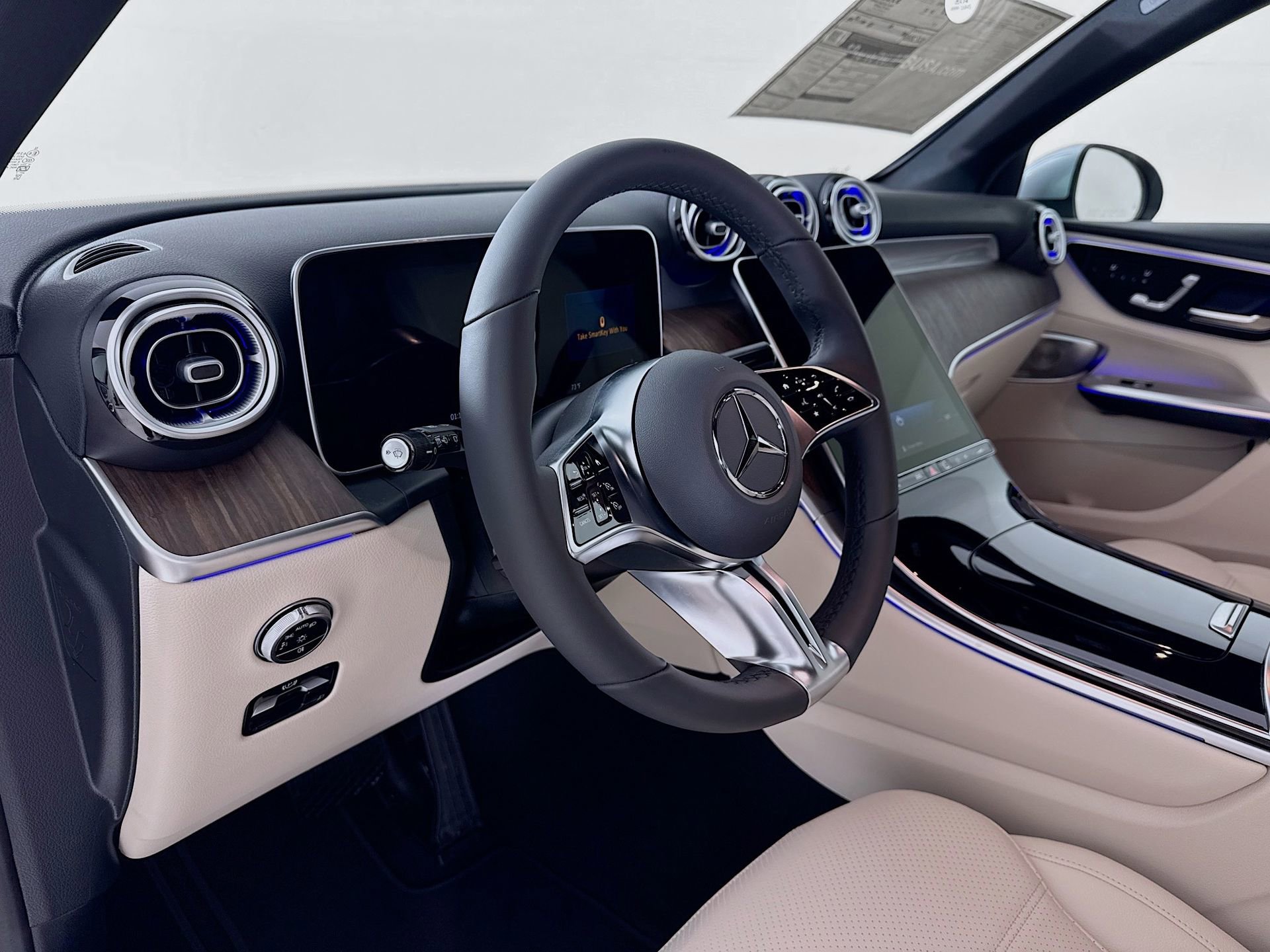 New 2026 Mercedes-Benz GLC 300 image 10