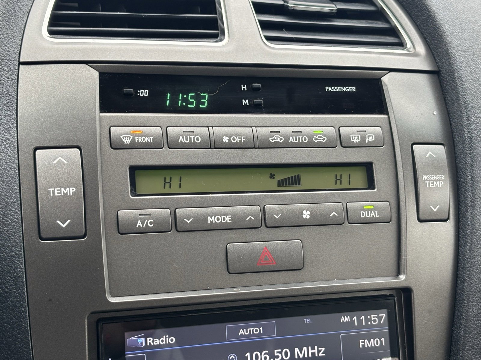 Used 2010 Lexus ES 350 image 21