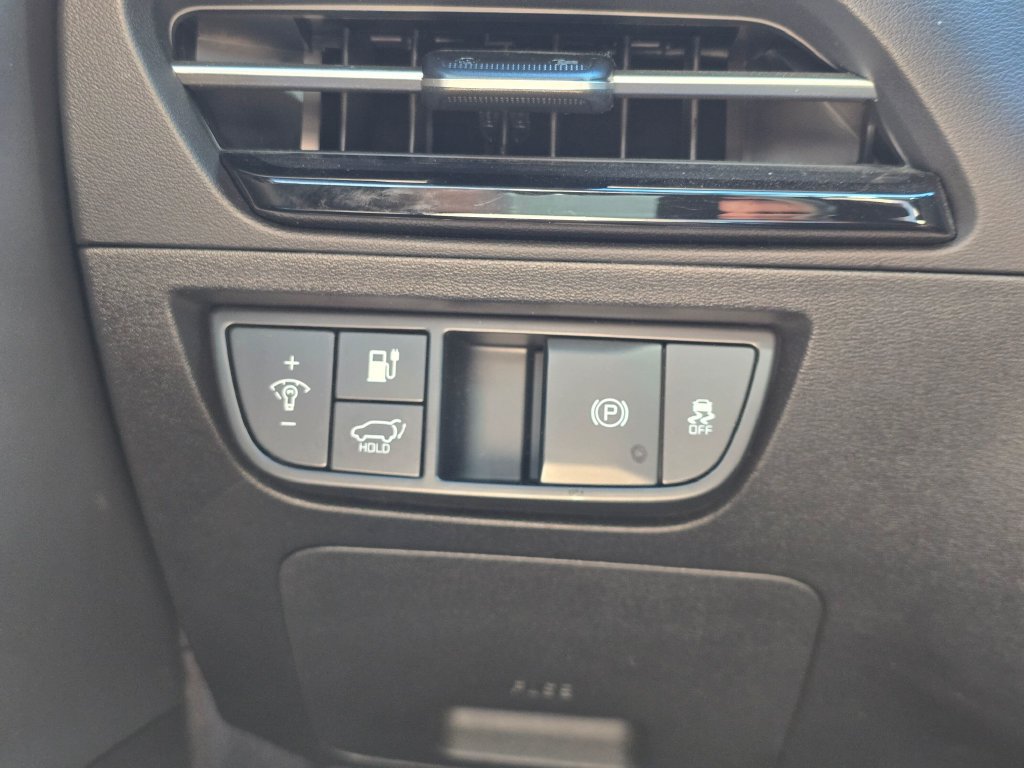 Certified 2023 Kia EV6 GT-Line AWD/4WD image 18