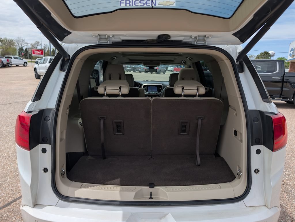 Used 2017 GMC Acadia Denali w/ Technology Package AWD/4WD image 21