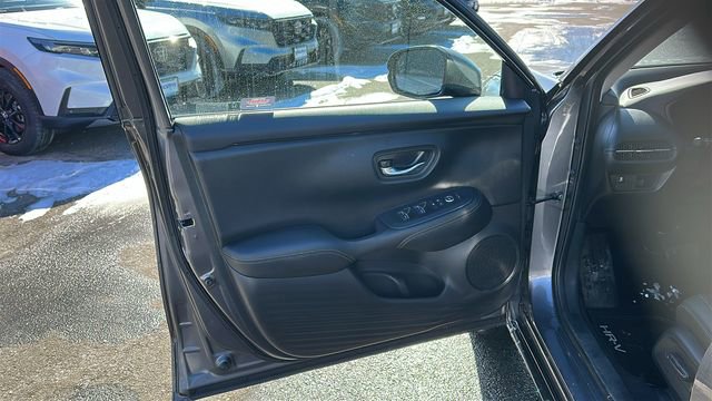 Used 2025 Honda HR-V EX-L image 8