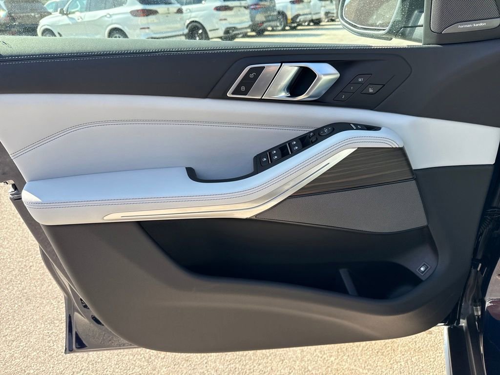 New 2026 BMW X5 xDrive50e image 12