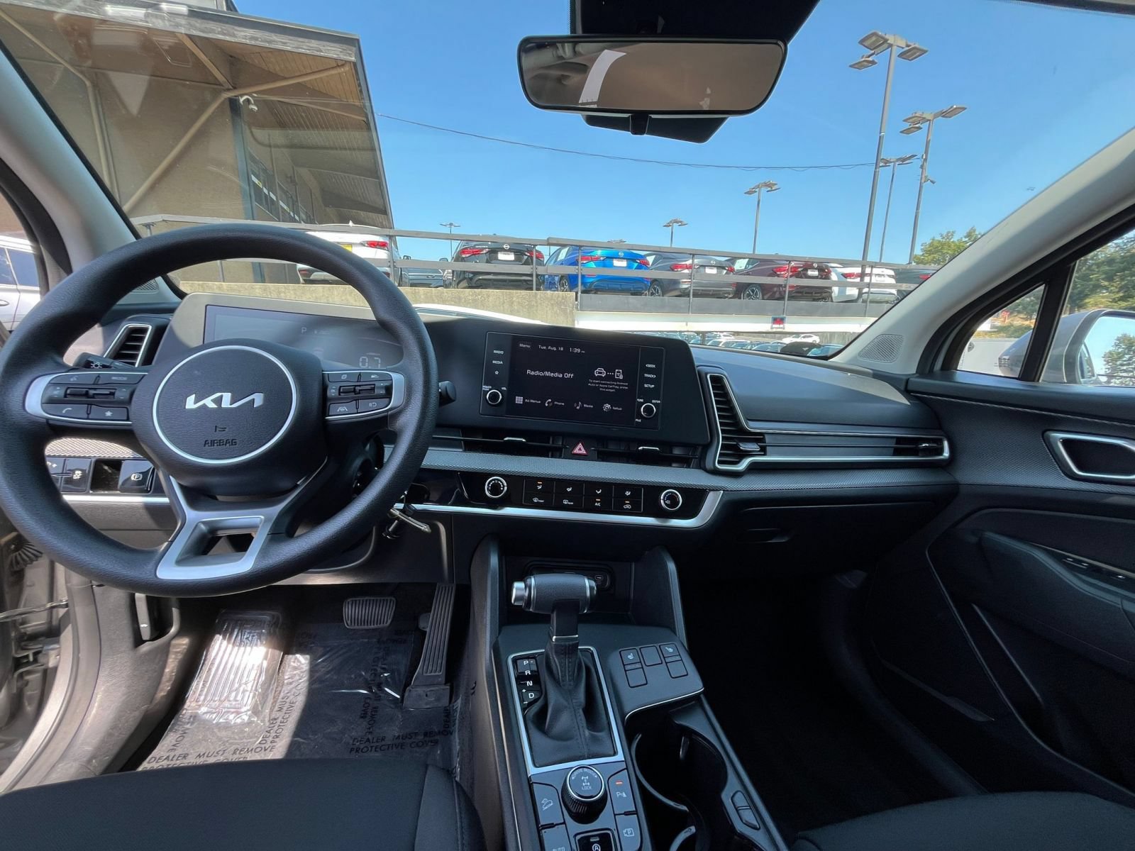 Used 2023 Kia Sportage LX AWD/4WD image 32