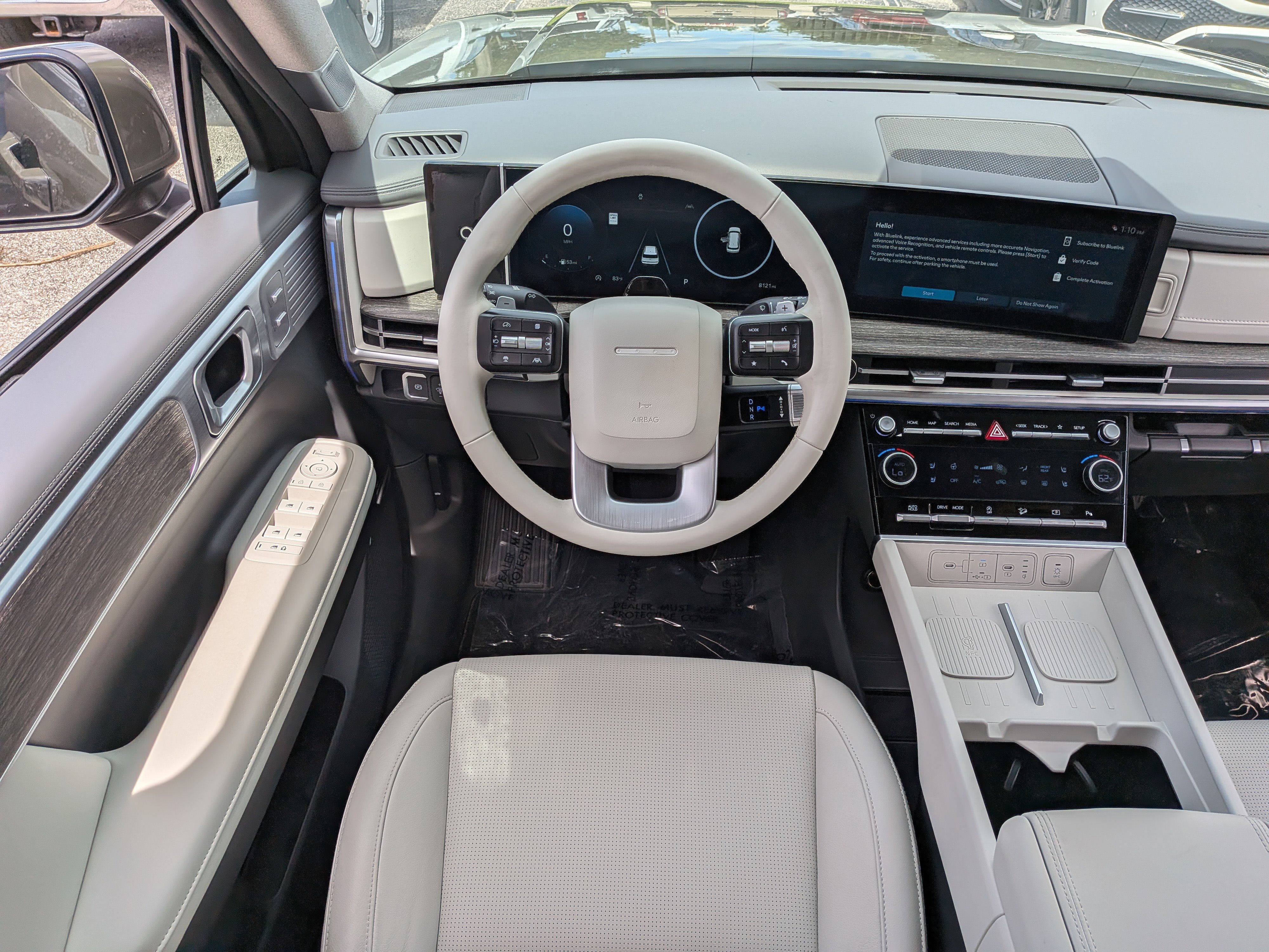 Used 2025 Hyundai Santa Fe Limited FWD image 18