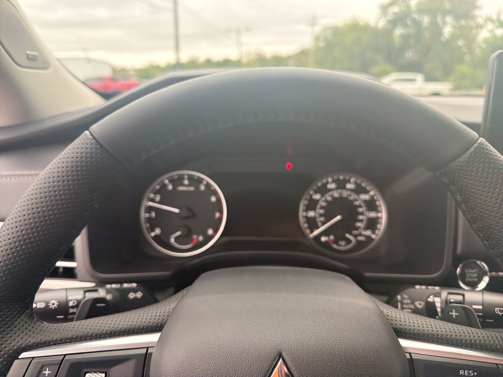 New 2026 Mitsubishi Outlander SE AWD/4WD image 19