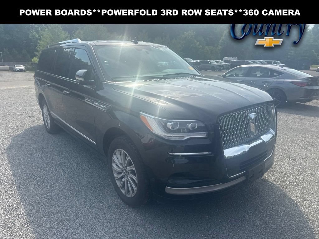 Used 2024 Lincoln Navigator L 4WD image 1