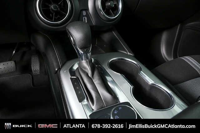 Used 2025 Chevrolet Blazer LT FWD image 16