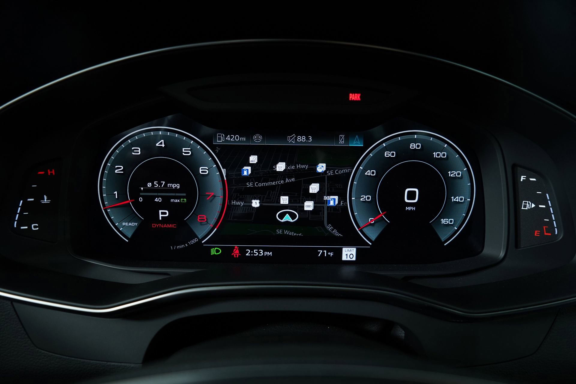 Certified 2025 Audi A6 Premium Plus w/ Premium Plus Package AWD/4WD image 32