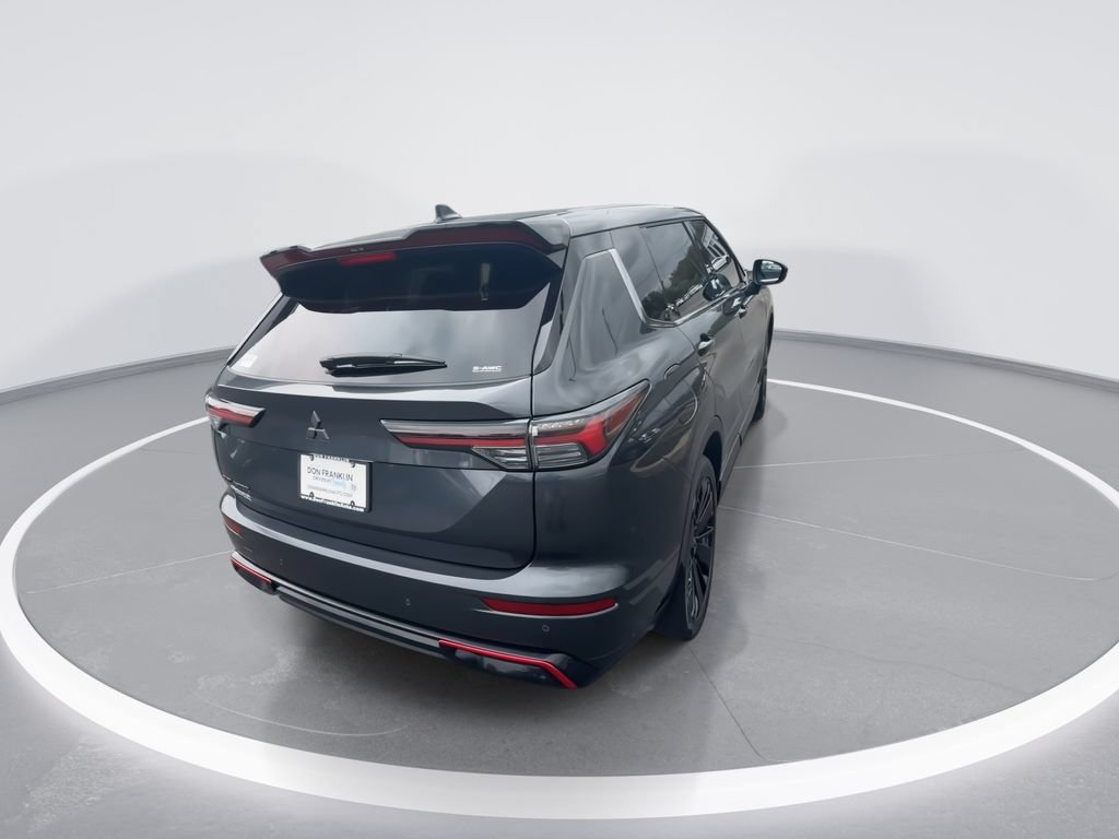New 2026 Mitsubishi Outlander AWD image 8