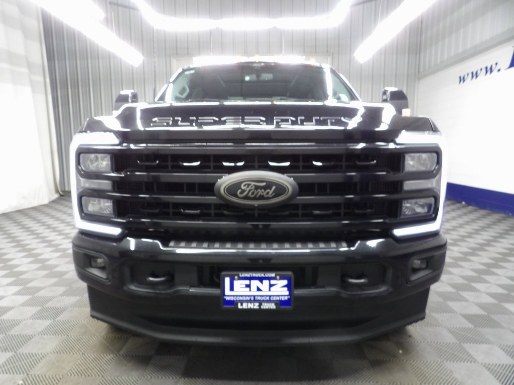 Used 2024 Ford F250 Lariat w/ Black Appearance Package image 46