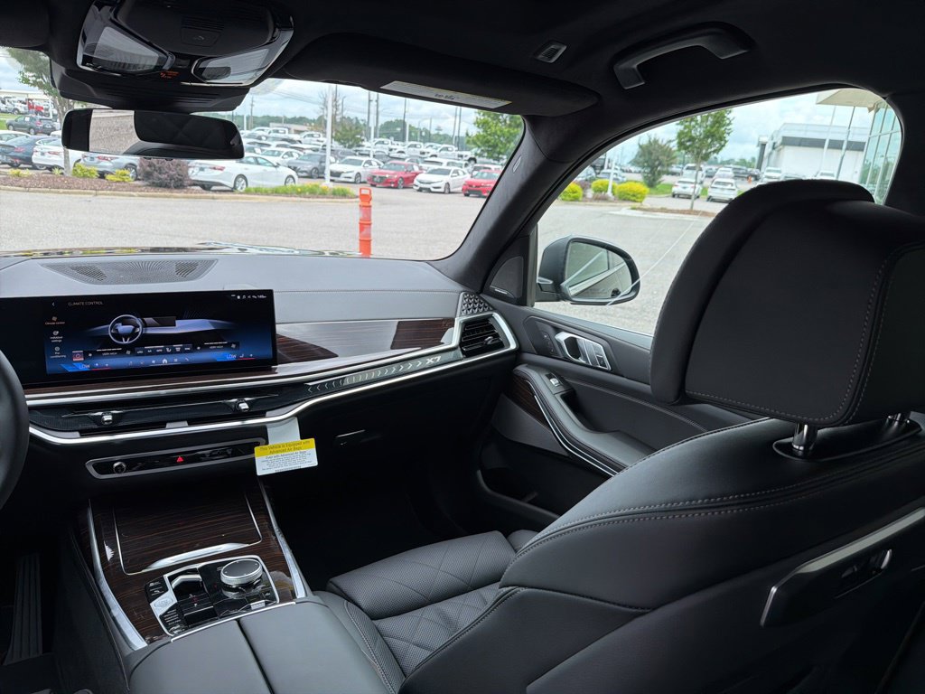 New 2027 BMW X7 xDrive40i AWD/4WD image 28