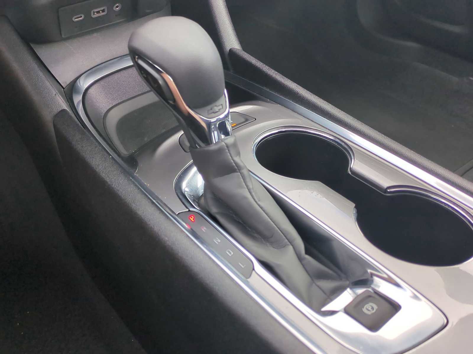 Used 2025 Chevrolet Malibu LT image 15