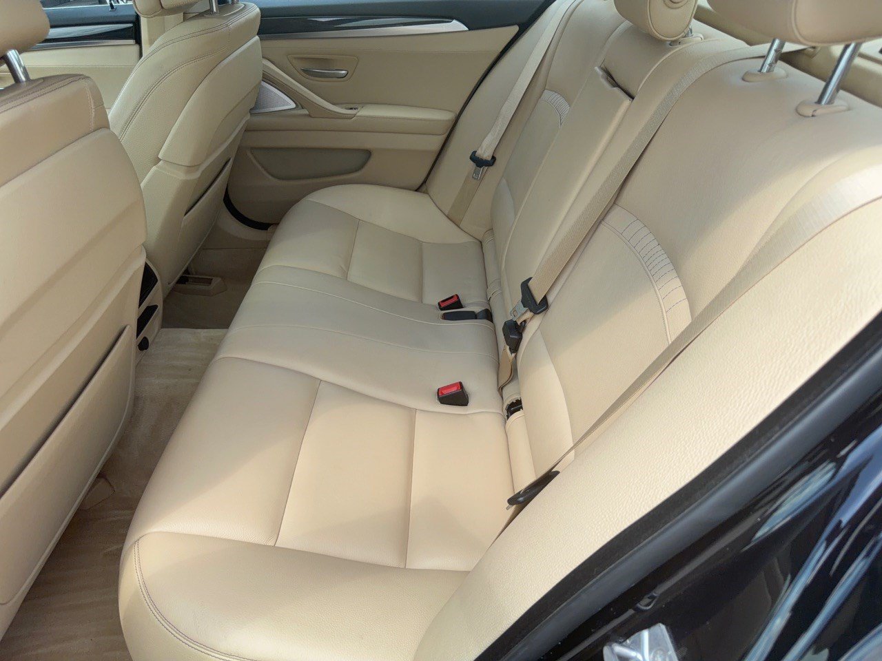 Used 2015 BMW 550i xDrive Sedan AWD/4WD image 25