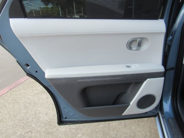 Used 2023 Hyundai Ioniq 5 Limited image 16