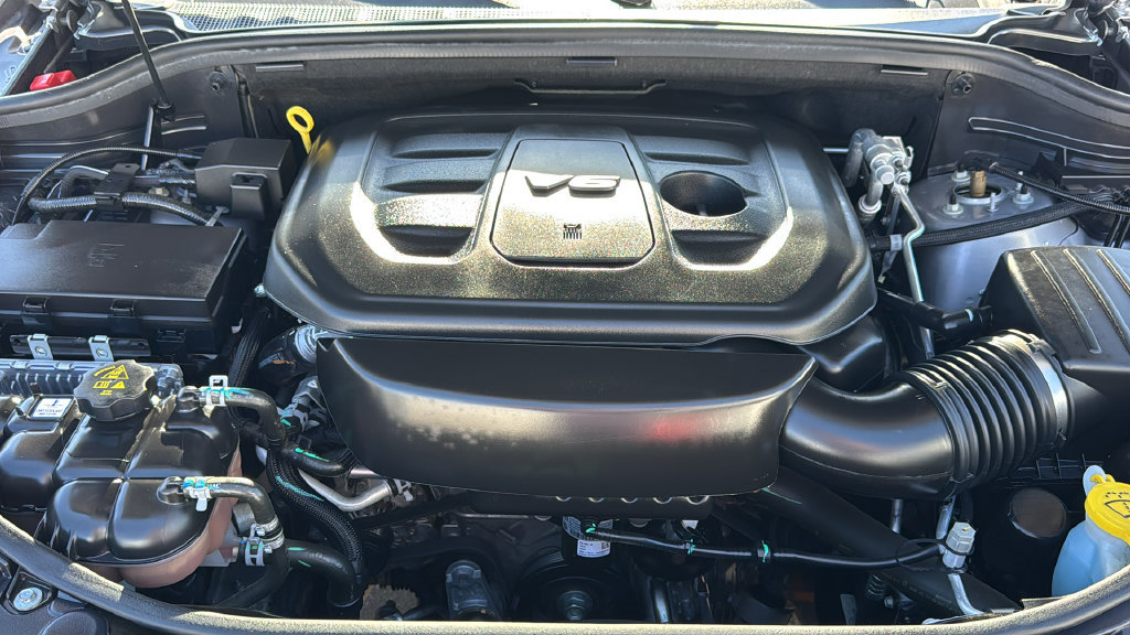 Used 2021 Jeep Grand Cherokee High Altitude AWD/4WD image 9