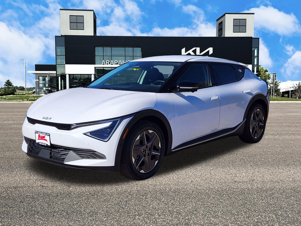 New 2025 Kia EV6 Light w/ Light LR Technology Package AWD/4WD image 4