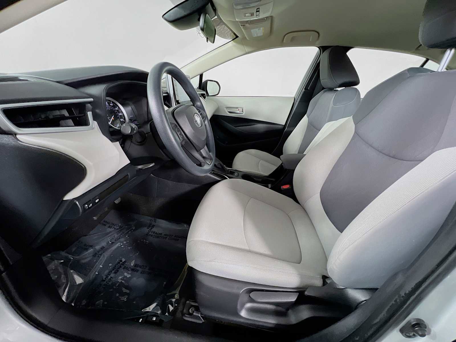 Used 2020 Toyota Corolla LE image 20