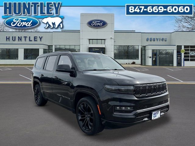 Used 2022 Jeep Grand Wagoneer Series II AWD/4WD image 3