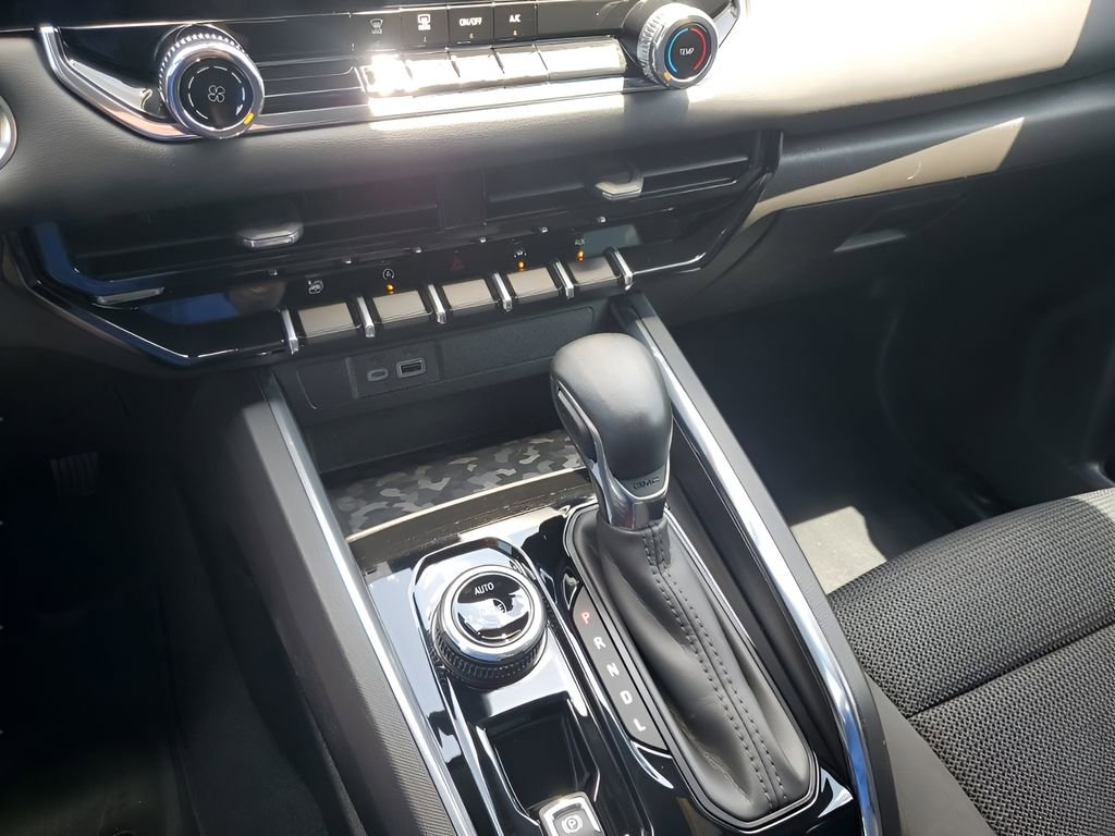 Certified 2025 GMC Canyon Elevation image 37