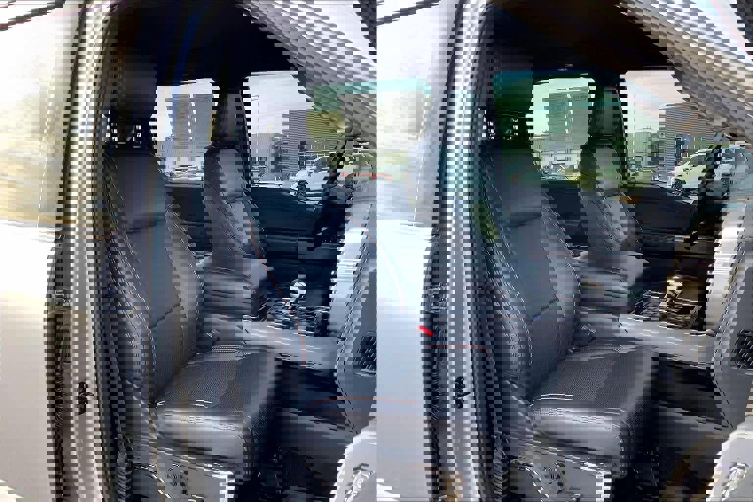 Certified 2024 Ford F150 Lariat w/ FX4 Off-Road Package image 9